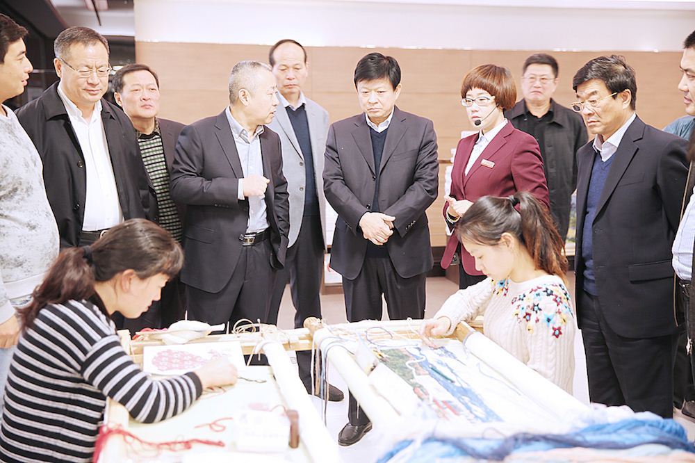 USDT游戏平台出版传媒股份有限公司内容图片展示