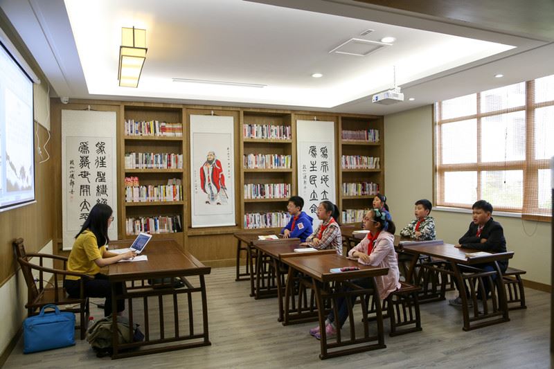 USDT游戏平台出版传媒股份有限公司内容图片展示