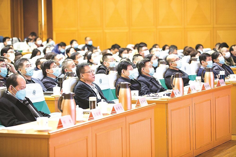 USDT游戏平台出版传媒股份有限公司内容图片展示